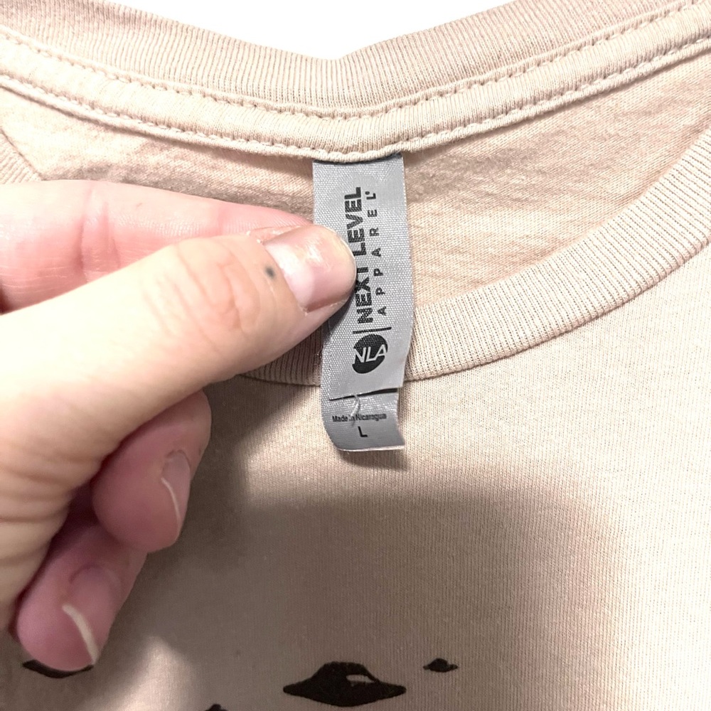 Fun graphic tee - Picture 2 of 3
